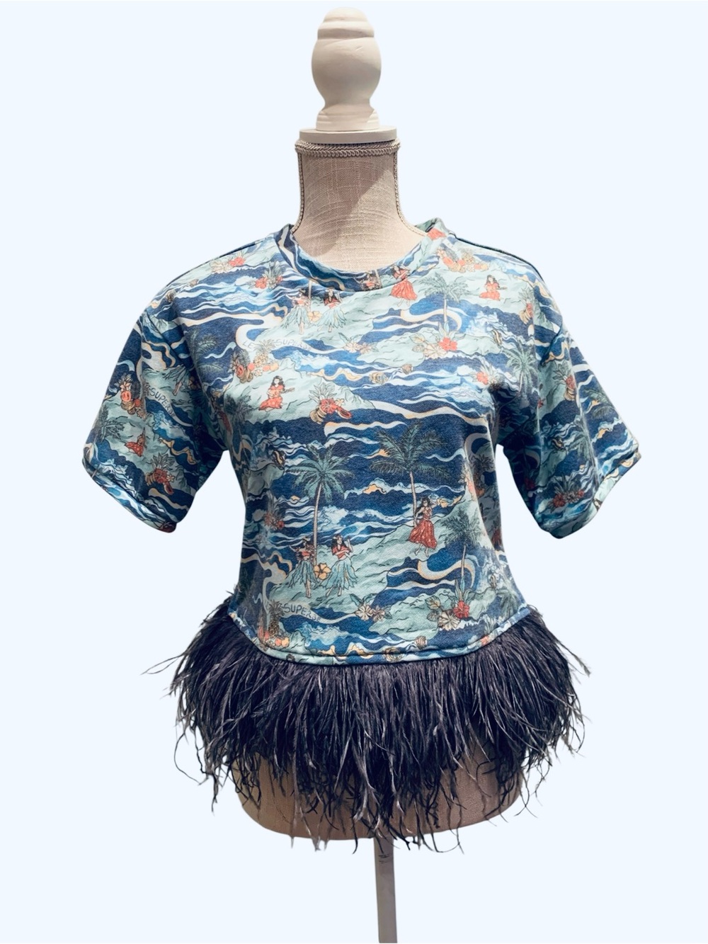 🌹LE SUPERBE🌹NWT! HULA HOUSE PARTY TOP. EXCELLENT CONDITION!